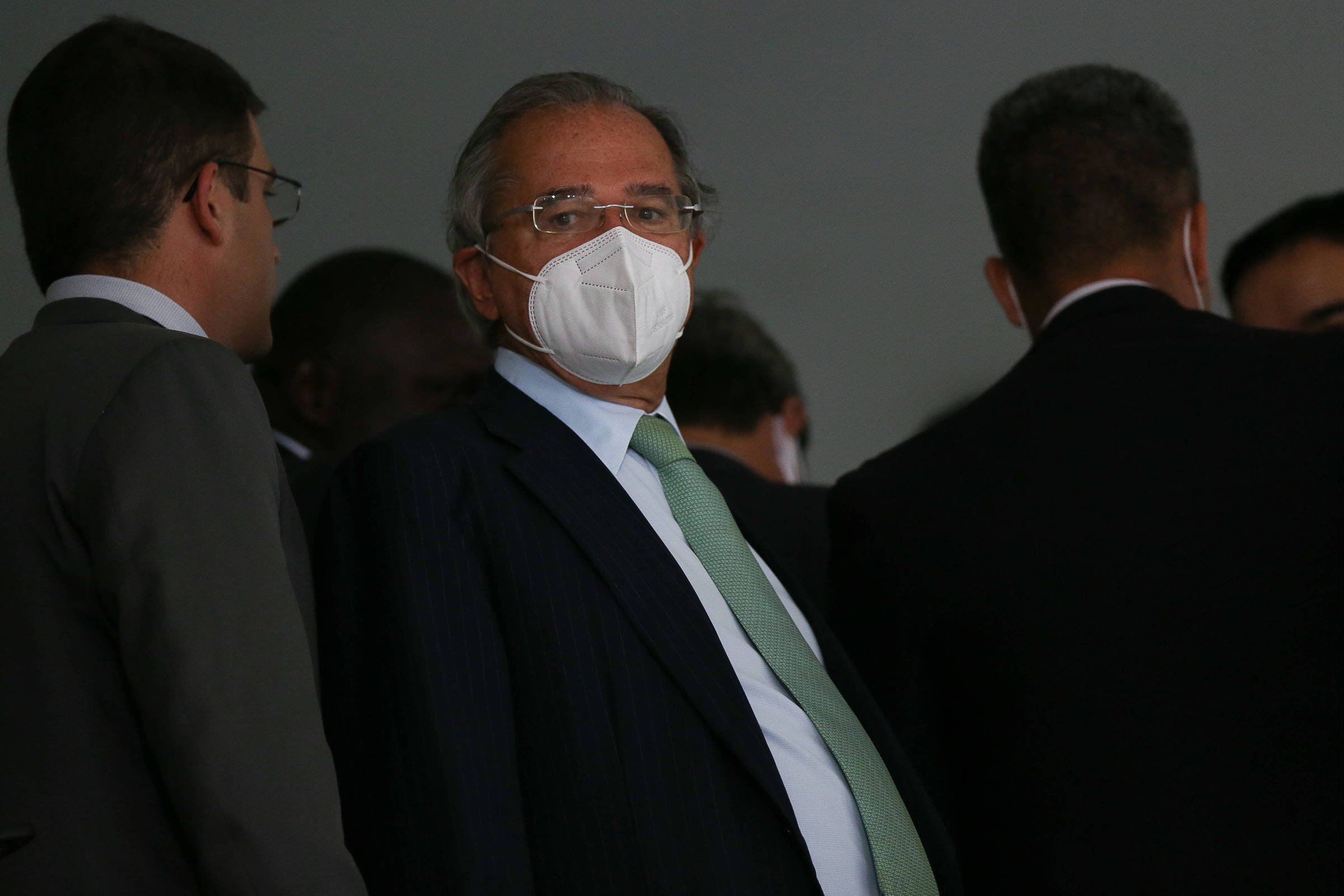 Guedes diz que não há descontrole da inflação e que, com índice de 8%, Brasil está 'no jogo'
